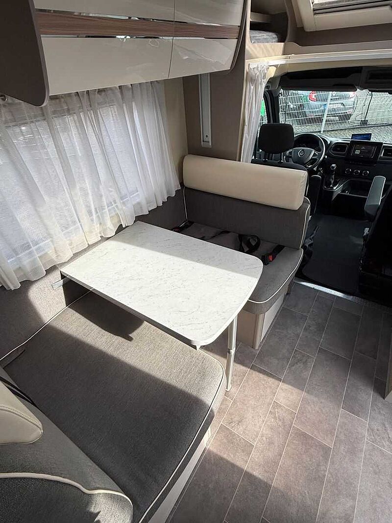 Ahorn 660 Plus KAMERA SAT-TV MARKISE SOLAR