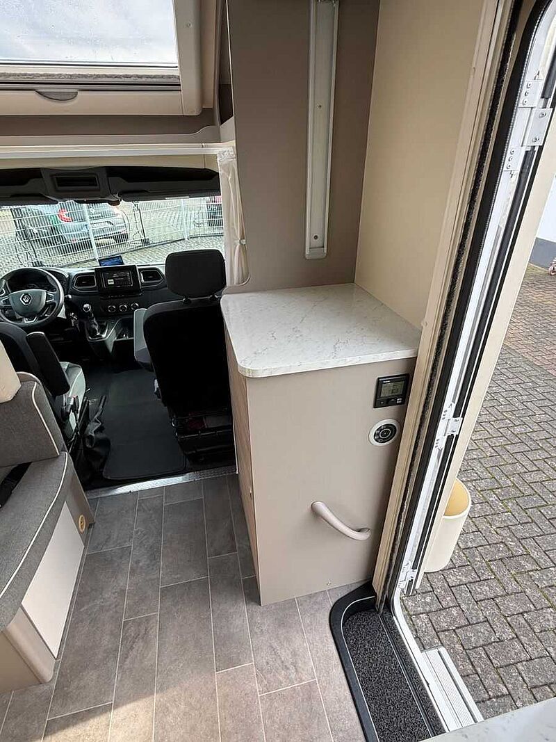 Ahorn 660 Plus KAMERA SAT-TV MARKISE SOLAR